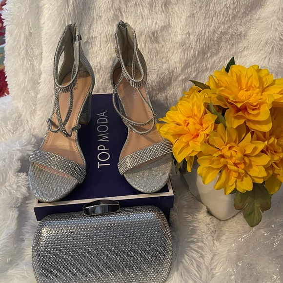 Rhinestone Silver Sexy Sandals Size 8 by Top Moda with handbag set - Picture 8 of 11